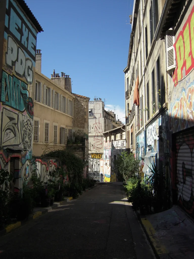Tatoueur à Marseille : trouve le salon parfait pour ton projet 2 Tatouage a marseille