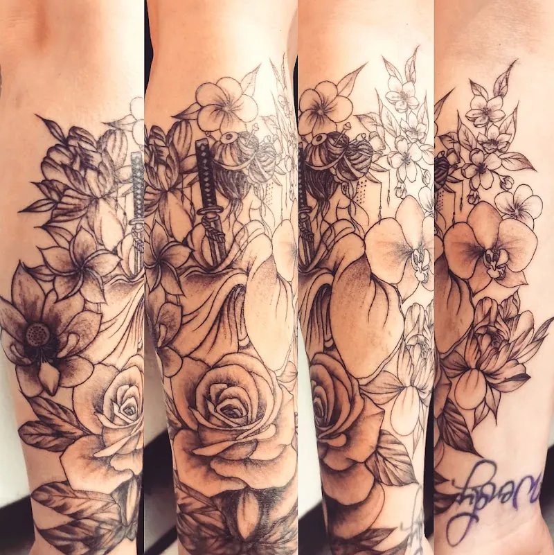 Galerie de tatouages 49 Azn Tattoo Piercing