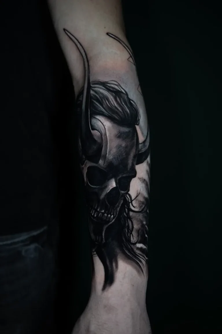 Coeur de vaurien tatouage et piercing 6 768x1154