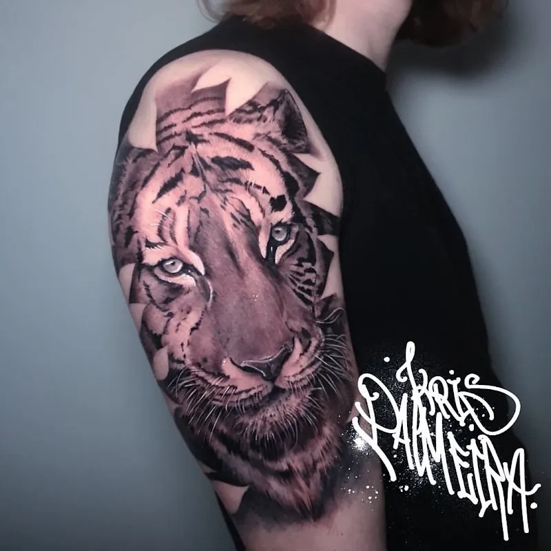 Galerie de tatouages 74 Deux Mains