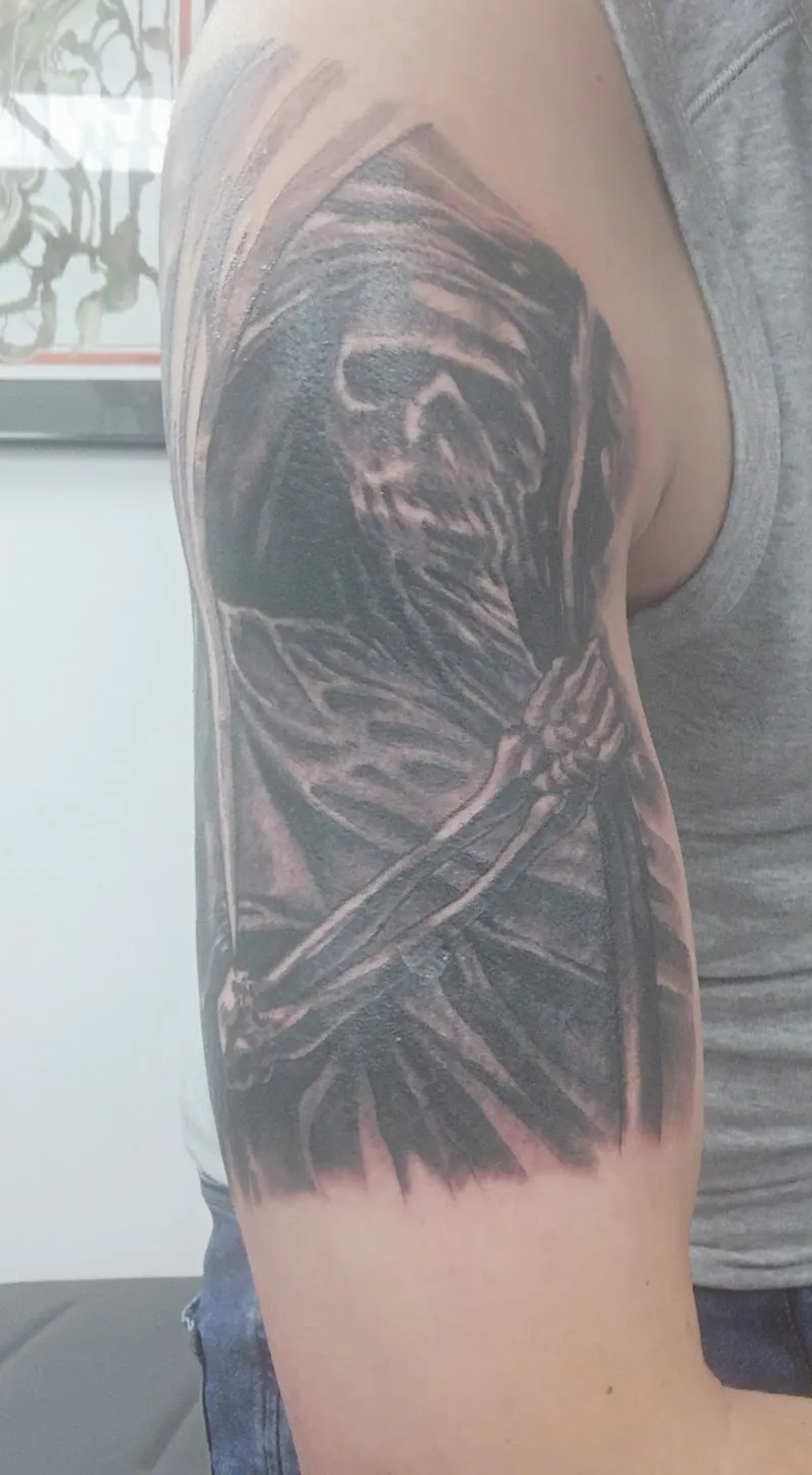 Feeling Tattoo Piercing