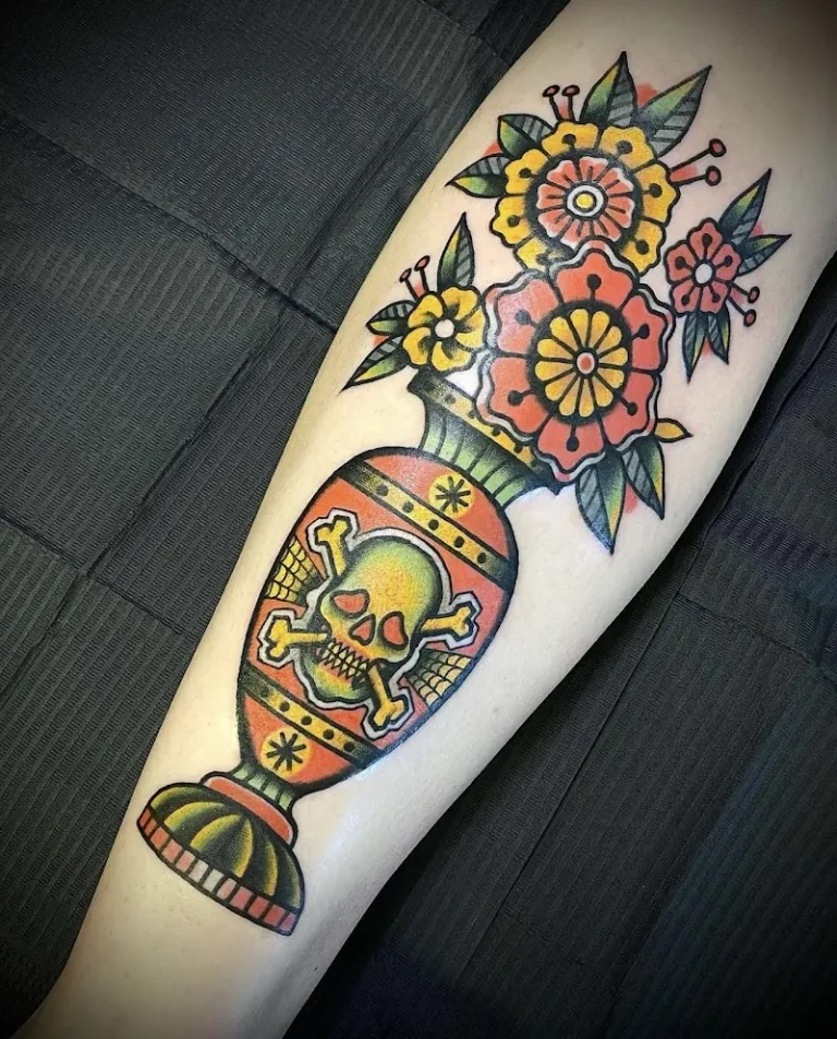 Freaky Family Tattoo   Piercing 6 768x953