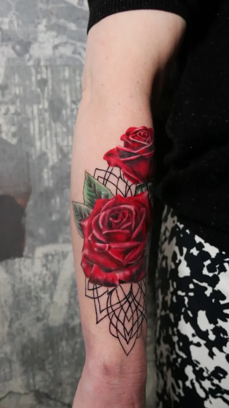 Inkyblood Tatouage Piercing Gournay 2 1 768x1365