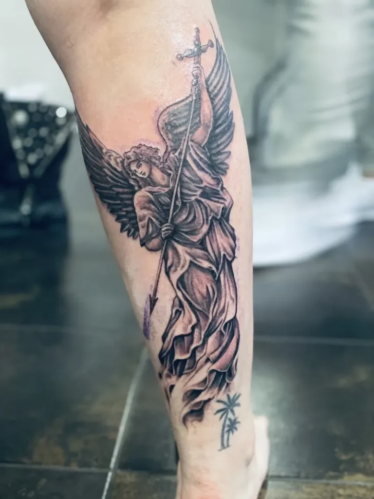 Kahuna Studio 4 768x1024