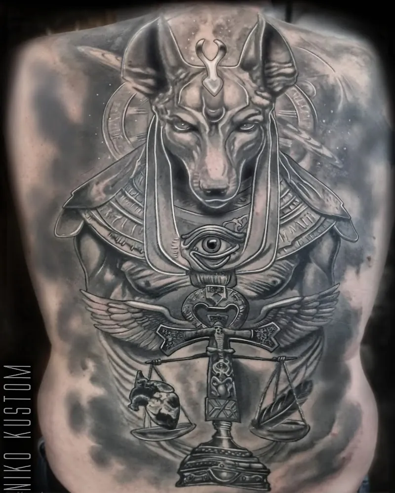 Kustom Tattoo