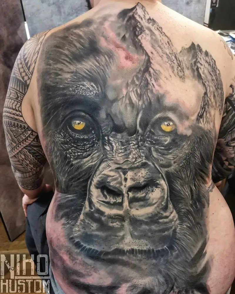 Kustom Tattoo