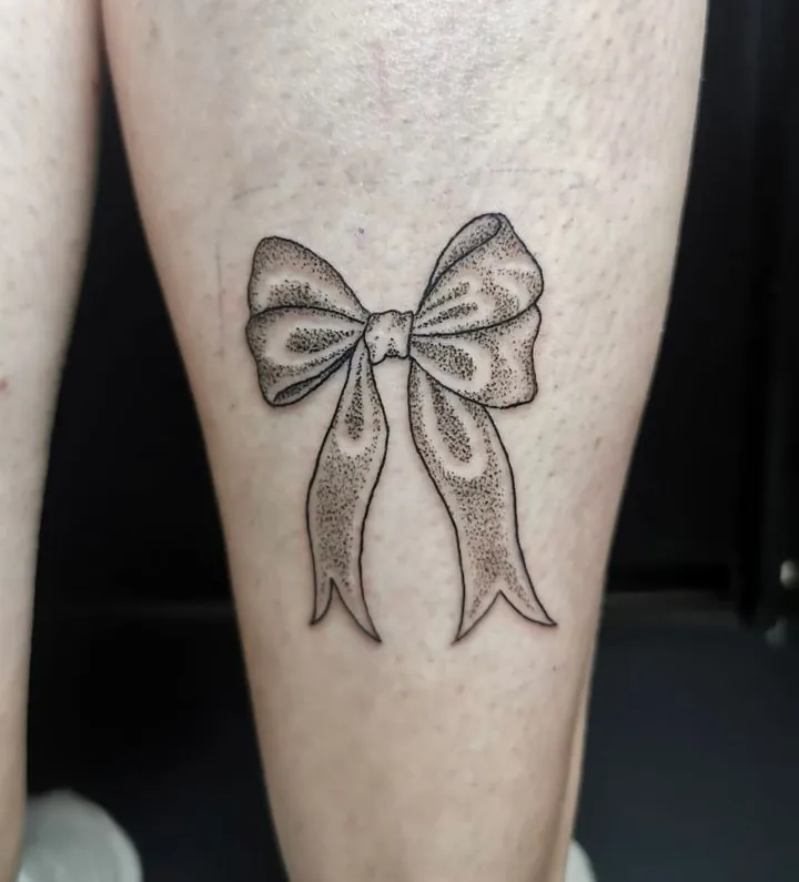 L' Art Au Gant Tattoo Piercing Shop