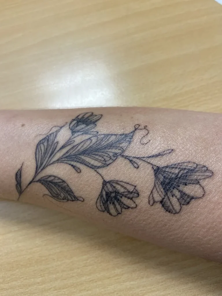 Les Fleurs Noires 4 768x1024