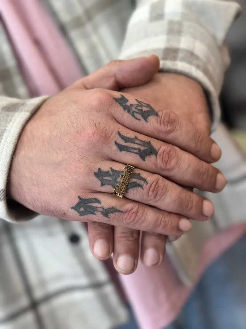 Linked Tattoo Shop