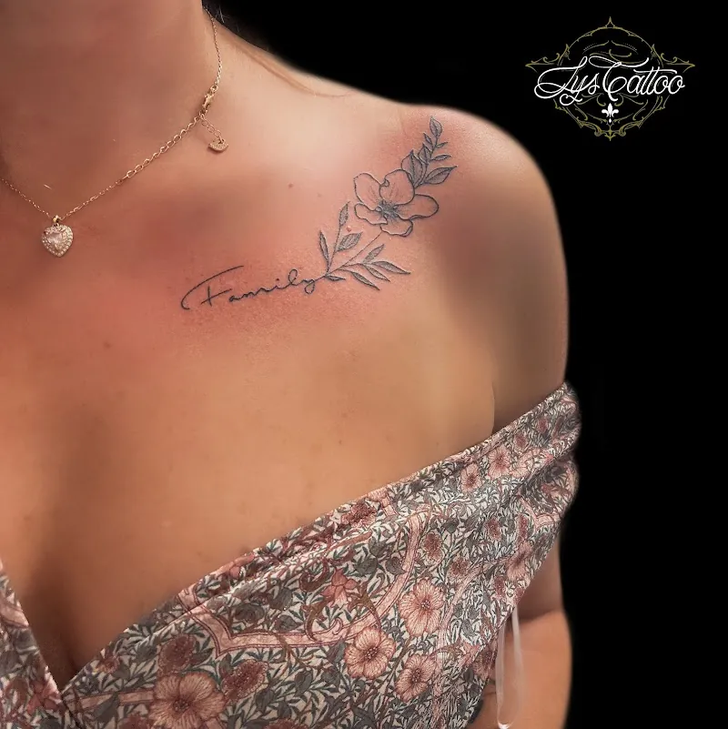 Lys Tattoo