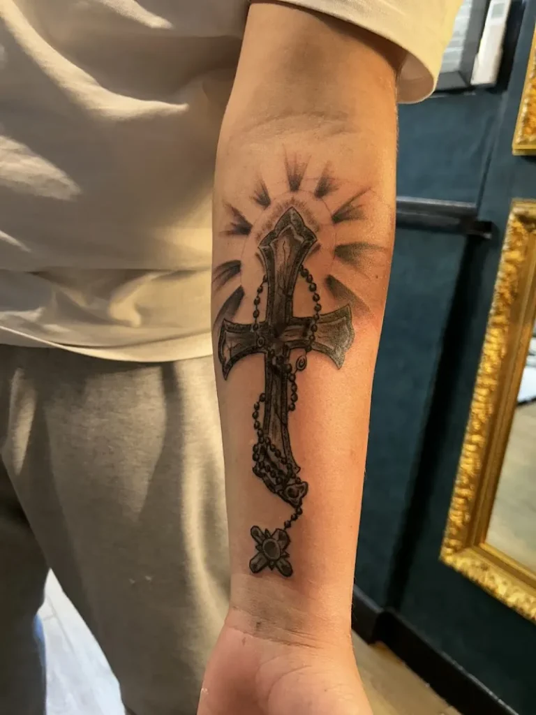 Pick Tattoo Studio 4 768x1024