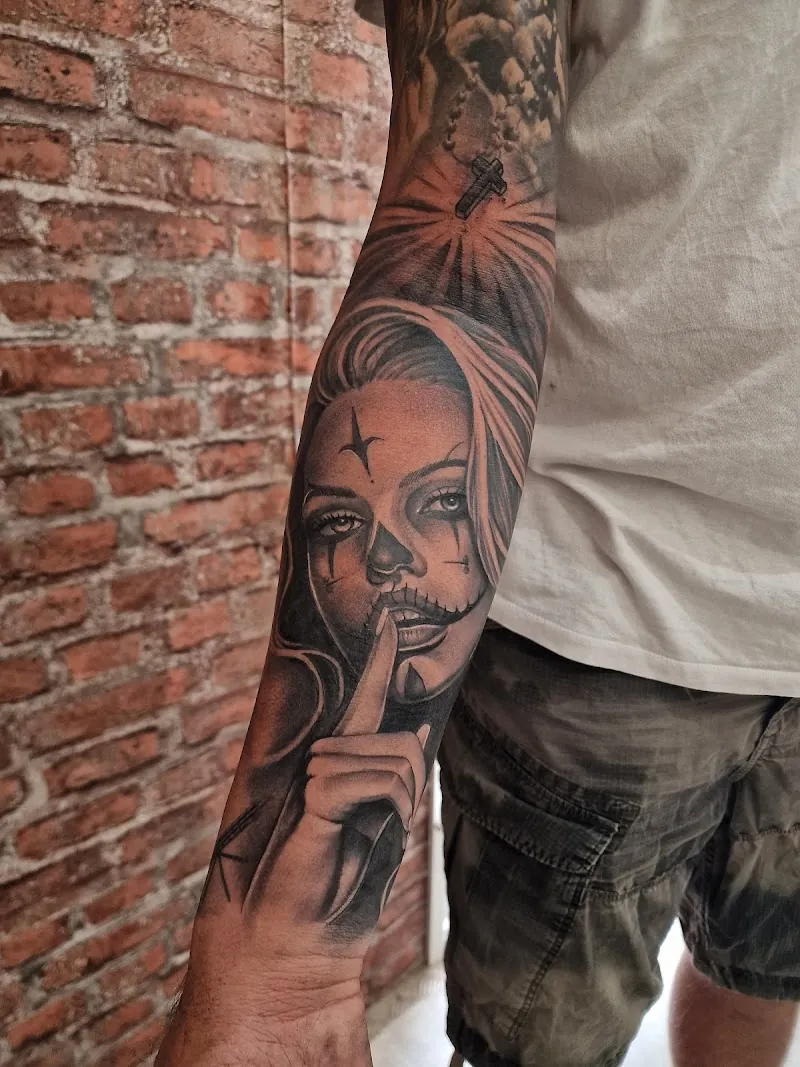 Tarawa Piercing Tatouage Cap D'Agde