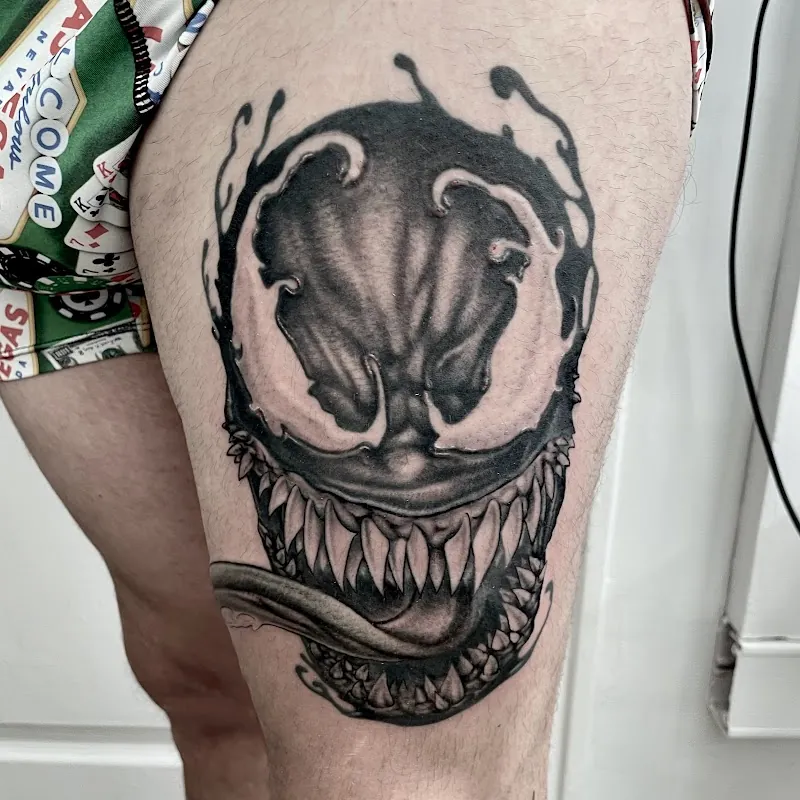 Galerie de tatouages 2 The Hive Tattoo