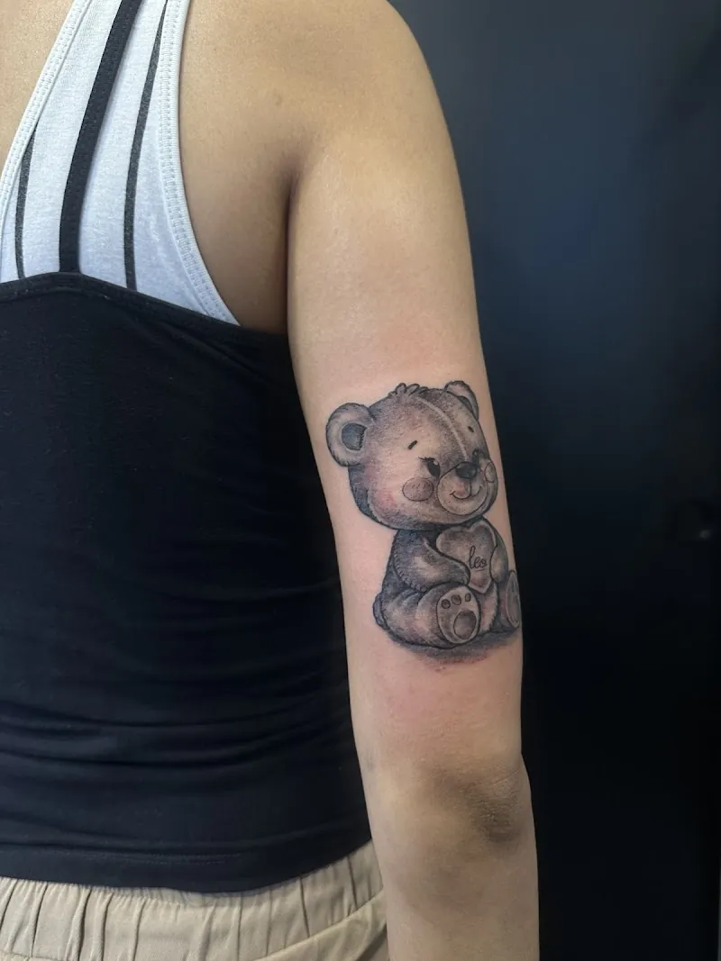 Galerie de tatouages 15 Tourelles Tattoo & Piercing
