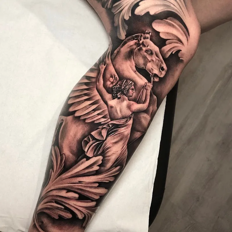 Galerie de tatouages 63 Warner Tattoo Shop