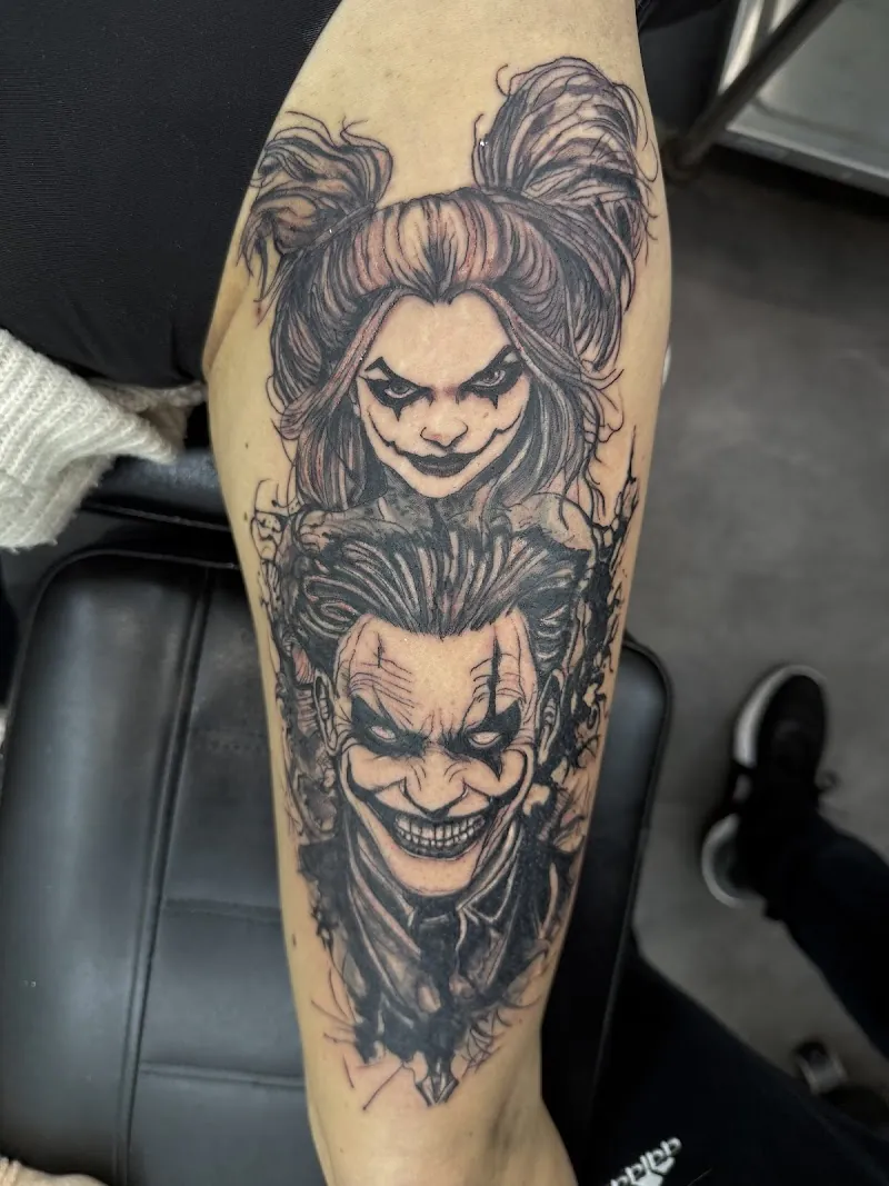Galerie de tatouages 84 Adrien Tattoo