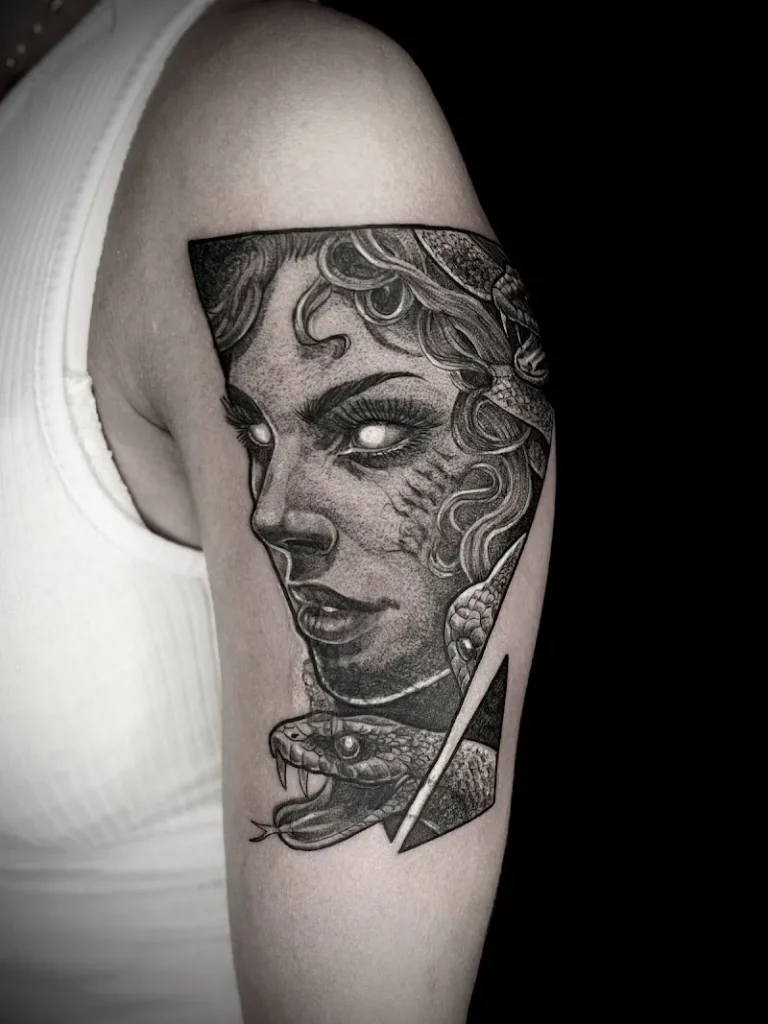 AlexV Tattoo THE TATTOO SHOP 4 768x1024