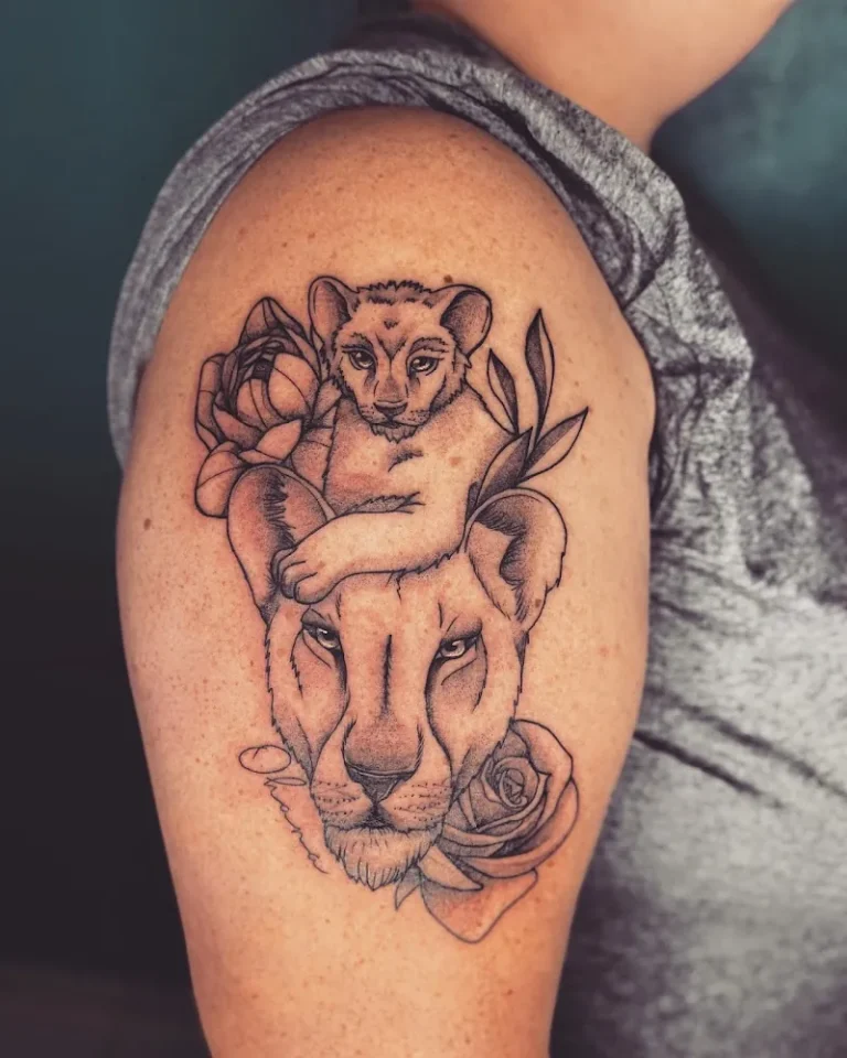 AlexV Tattoo THE TATTOO SHOP 6 768x960