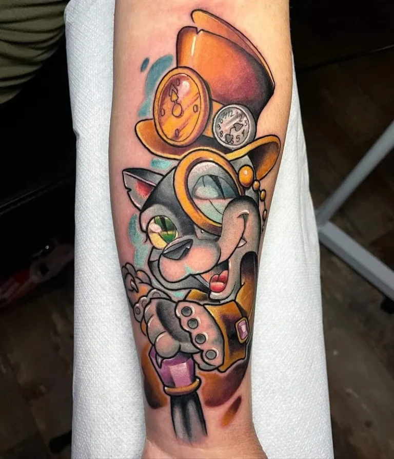 American Tattoo and piercing 2 768x894