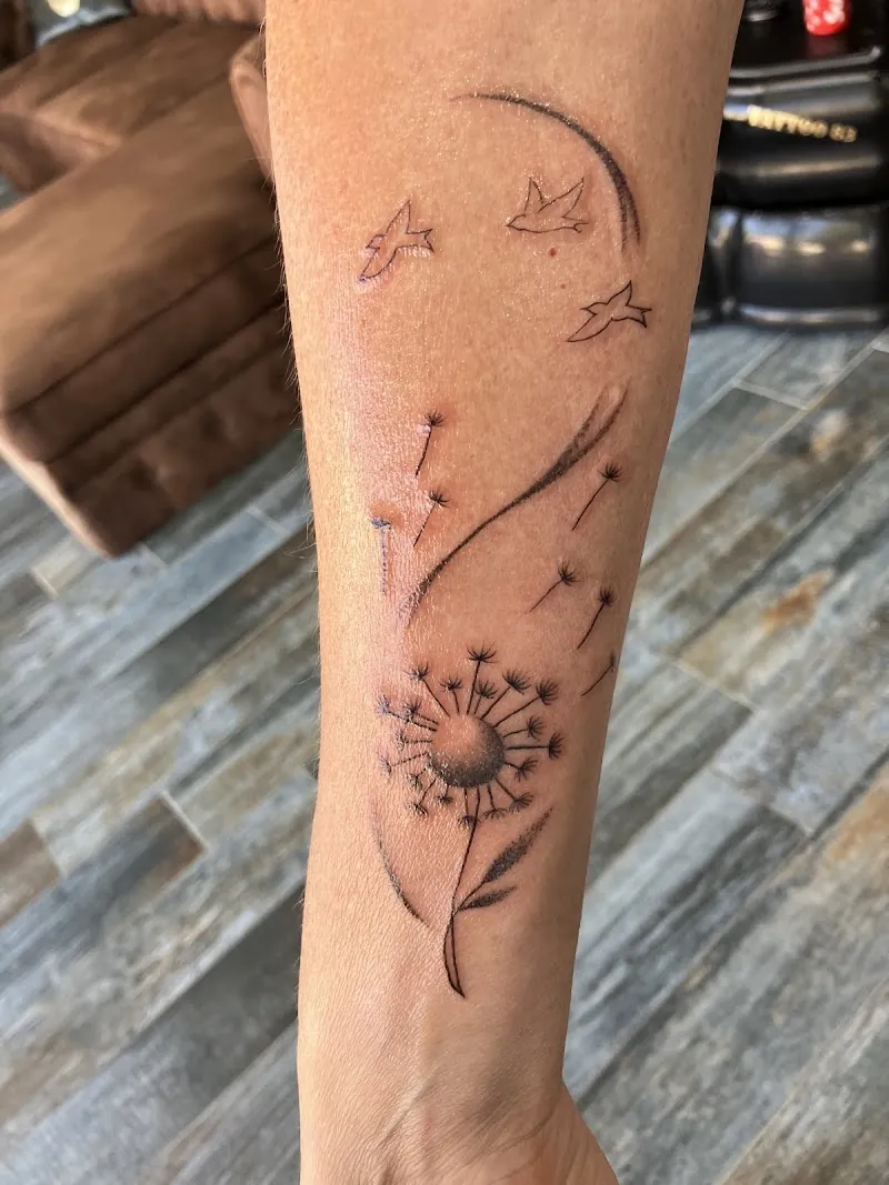 Amh Tattoo