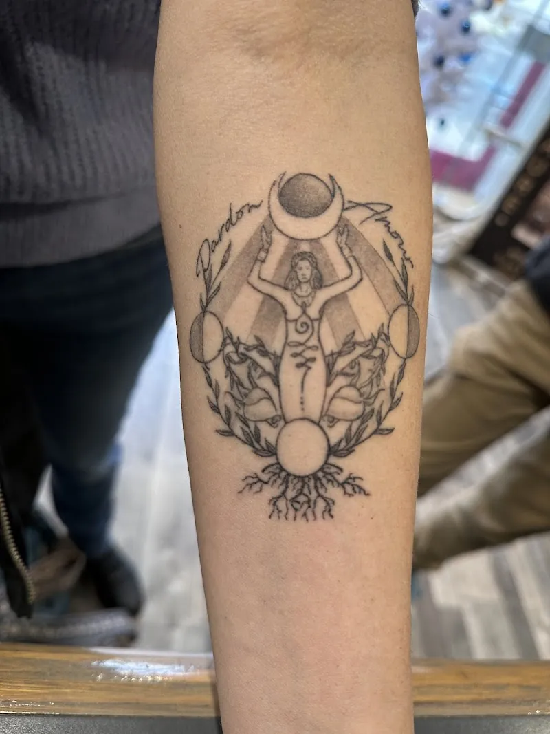 Galerie de tatouages 17 Artefact Custom Tattoo