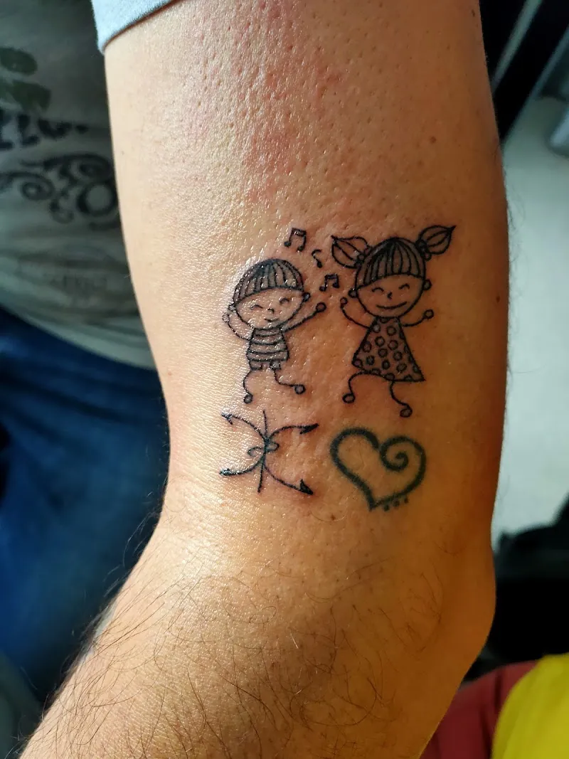 Azraelle Factor’Ink