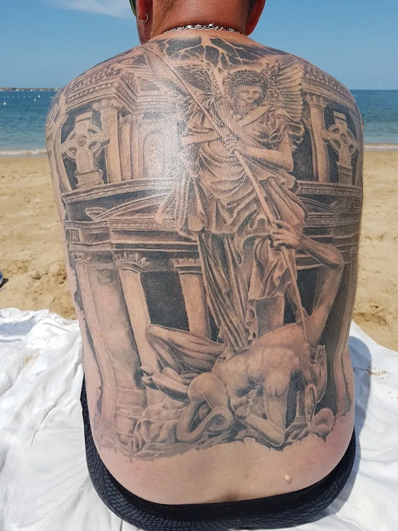 Galerie de tatouages 10 Black Diamond Tattoo