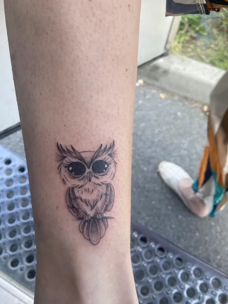 Beauty Tattoo Shop 4 768x1024