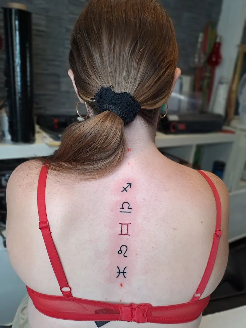 Galerie de tatouages 47 Beauty Tattoo Shop