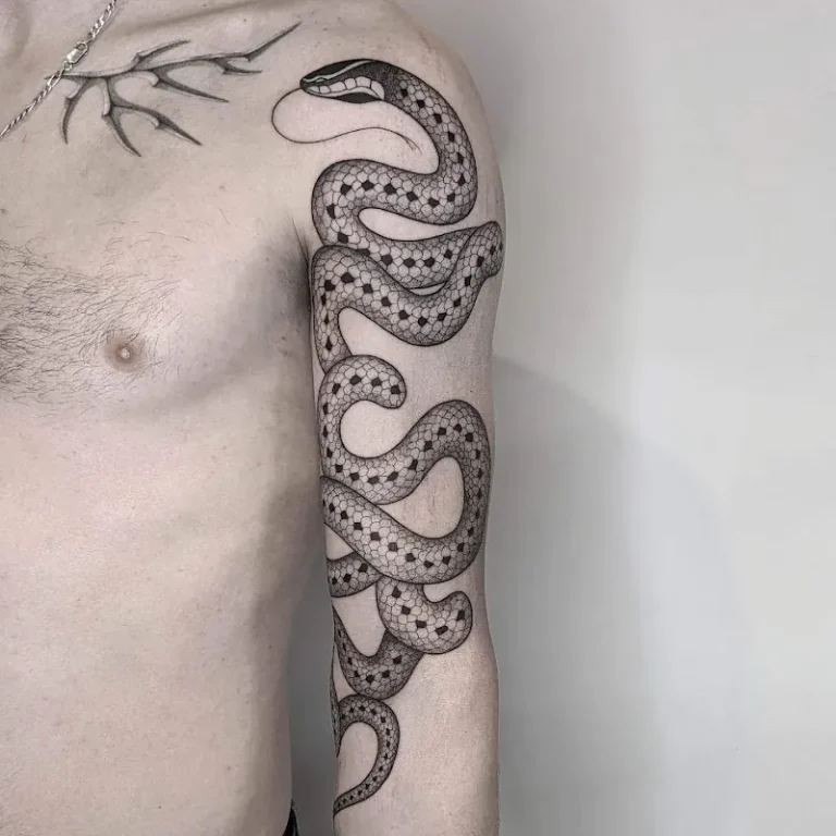 Cobalt Studio Tatouage Marseille 4 768x768