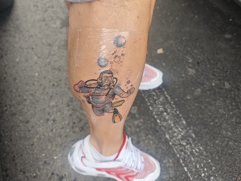 Galerie de tatouages 11 Entre Les Lignes
