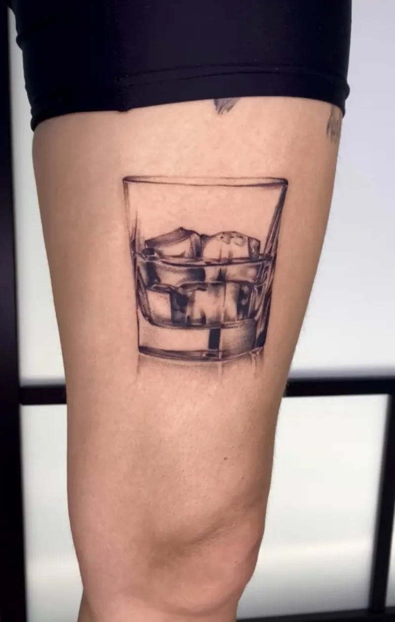 Galerie de tatouages 45 Encre Noire Tatouage