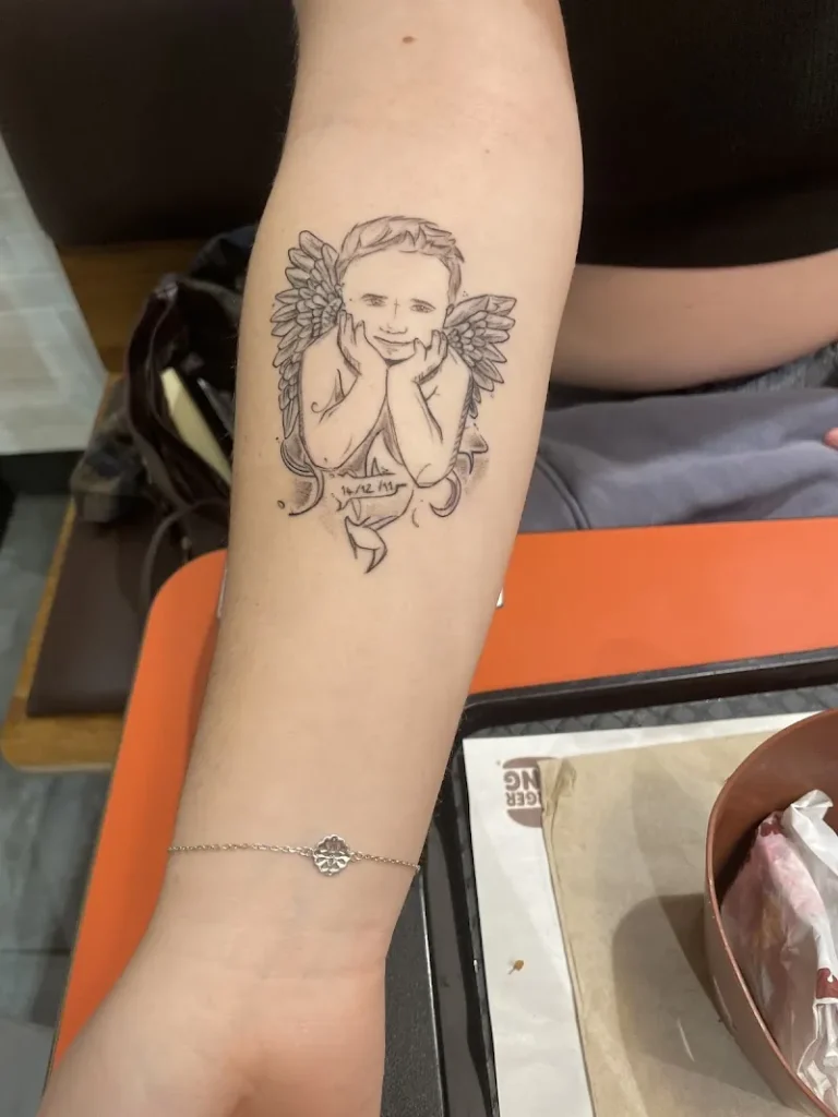 Factorink 8 768x1024