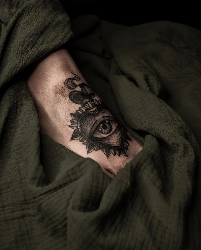 Galerie de tatouages 51 Hanaé Anahata