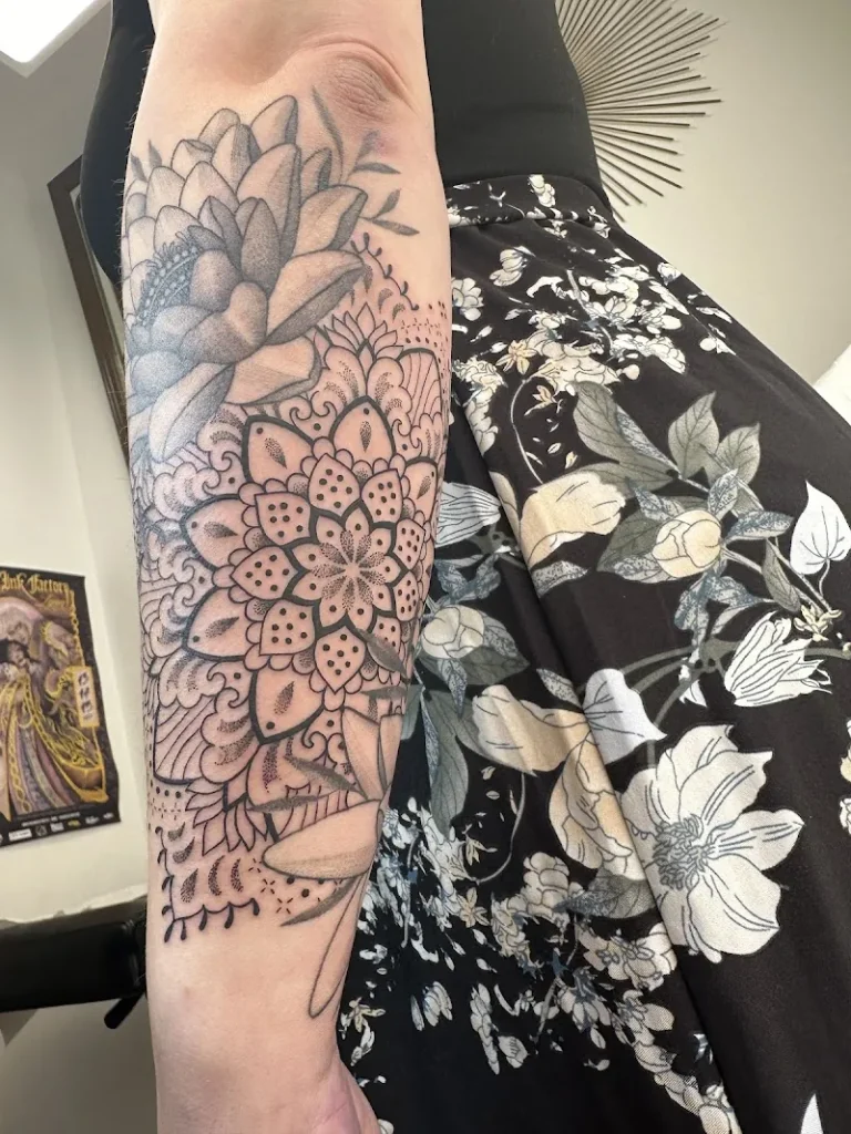 Icone Body art 1 768x1024