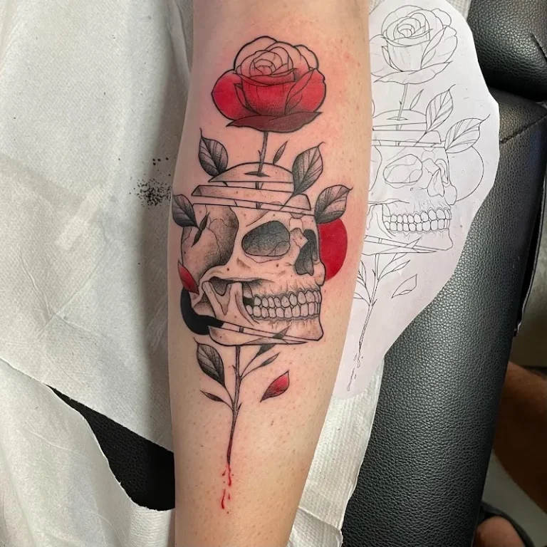 Imago tattoo  atelier de tatouage 1 768x768