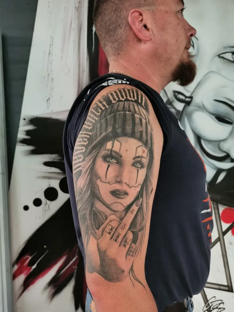 Galerie de tatouages 76 Ink Dependance Tattoo