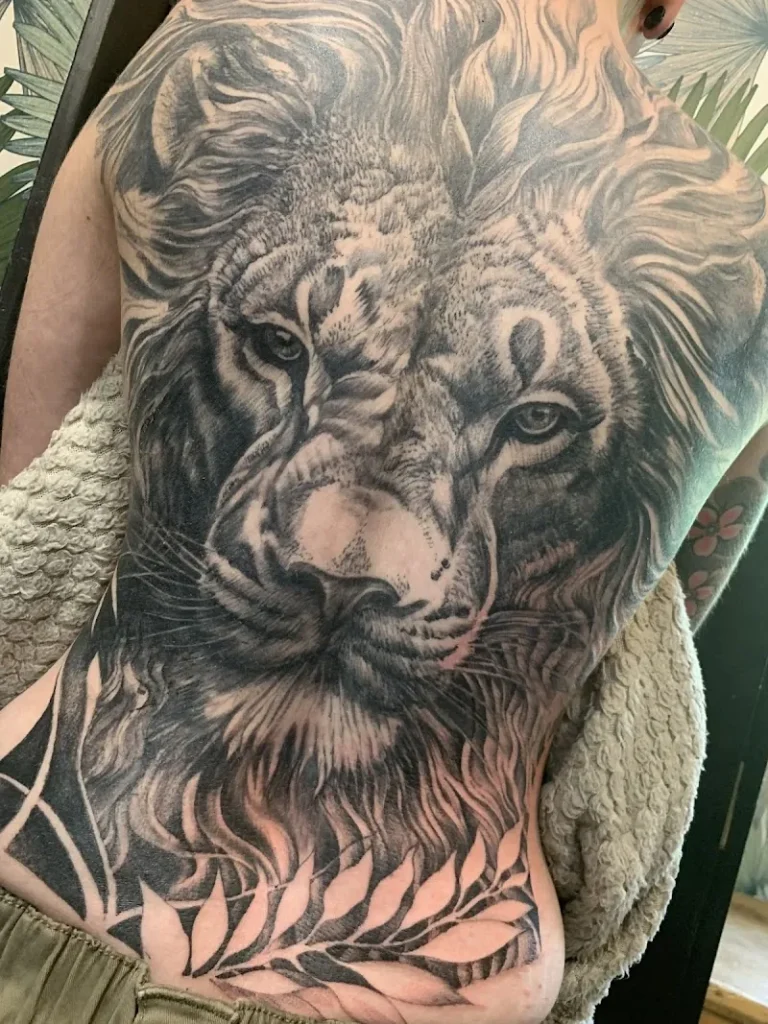 Julls • tatouages sur mesure et tattoo covers 1 768x1024
