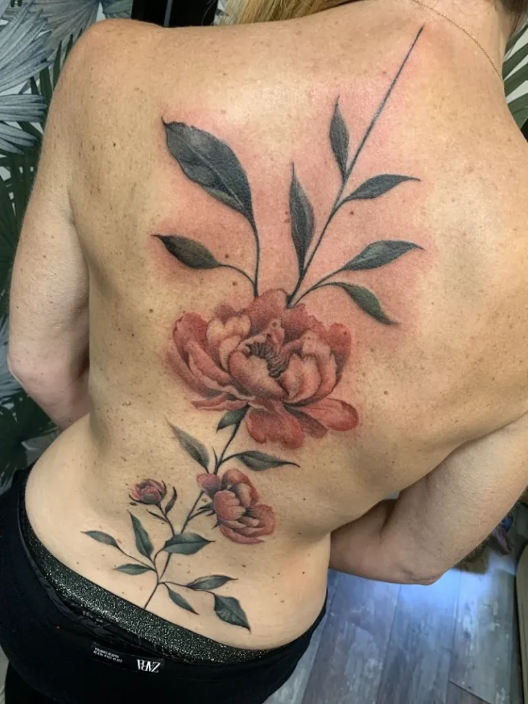Julls • tatouages sur mesure et tattoo covers 3 768x1024