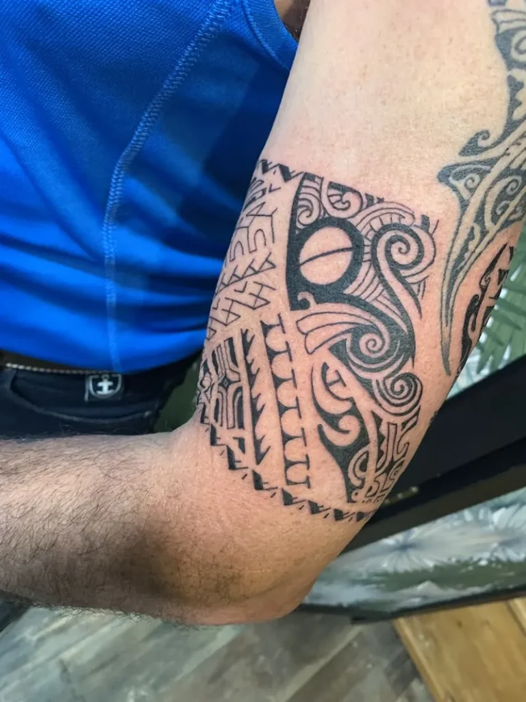 Julls • tatouages sur mesure et tattoo covers 4 768x1024