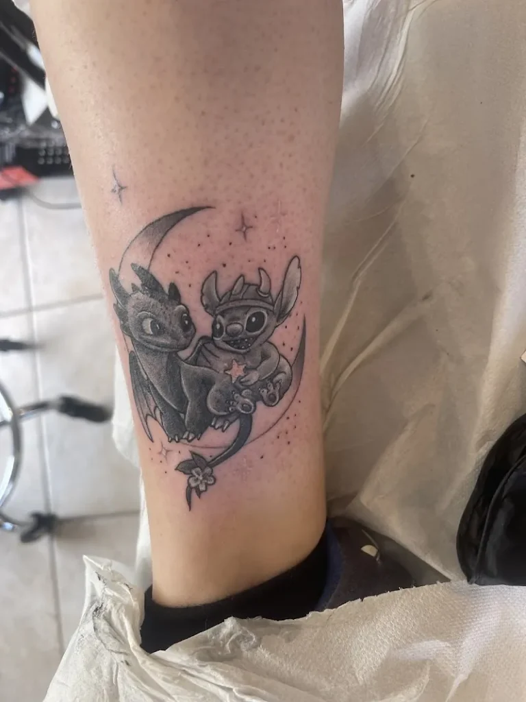 LARME A GAUCHE TATTOO STUDIO 4 768x1024