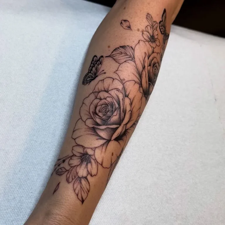 LK Studio Tattoo   Liink Tattooer 3 768x768