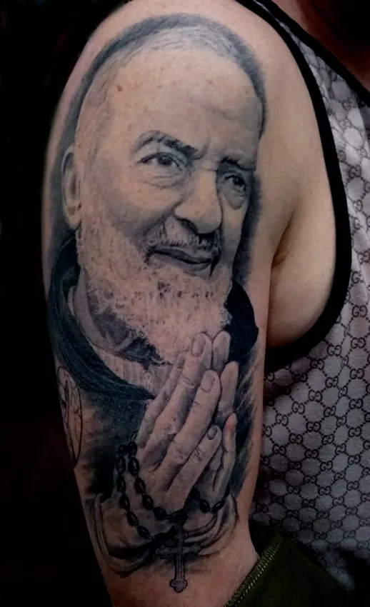 Galerie de tatouages 24 Lucky Sailor Tattoo