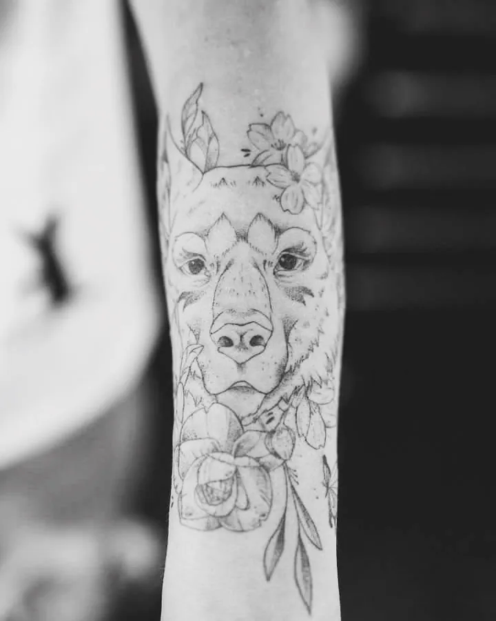 Galerie de tatouages 99 La Main De Bois
