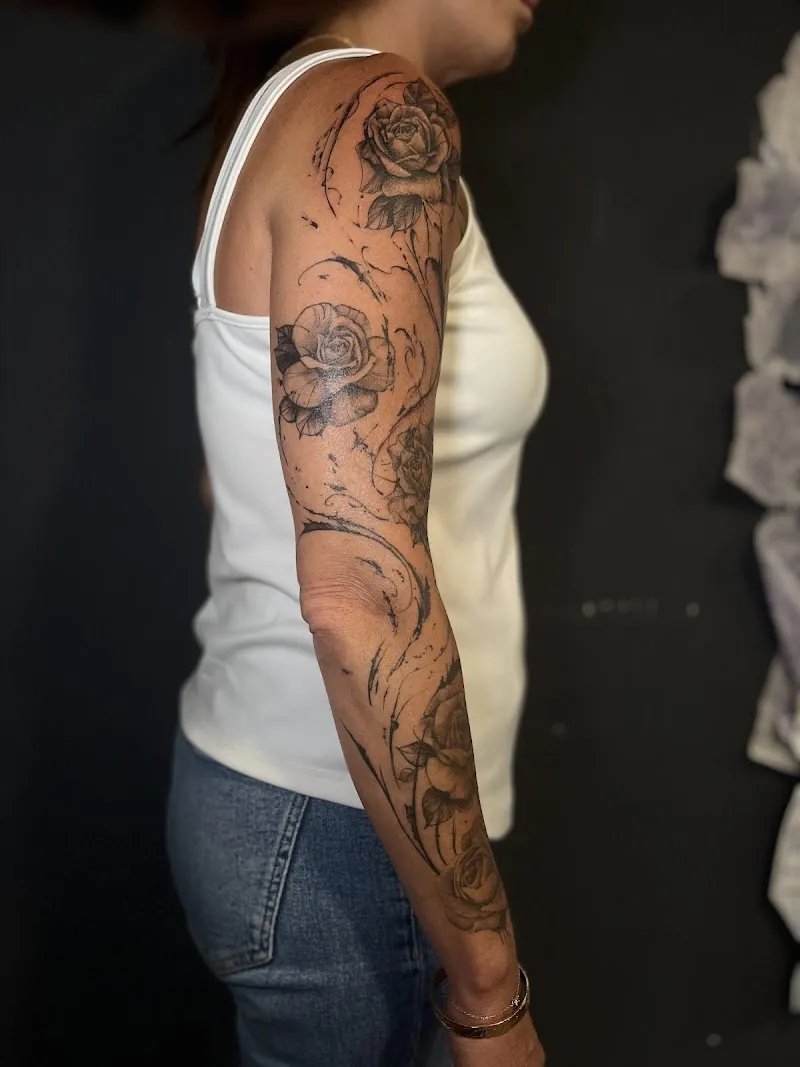 L'Aiguille Tatouage