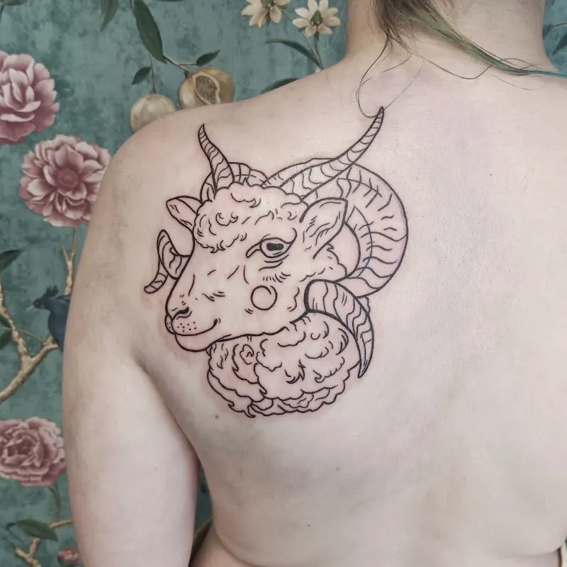 Galerie de tatouages 83 L'Atelier Des Chimères