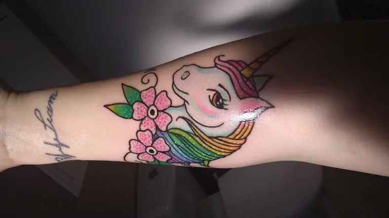 Le Cri Du Kassis Tatto Shop 2 768x432