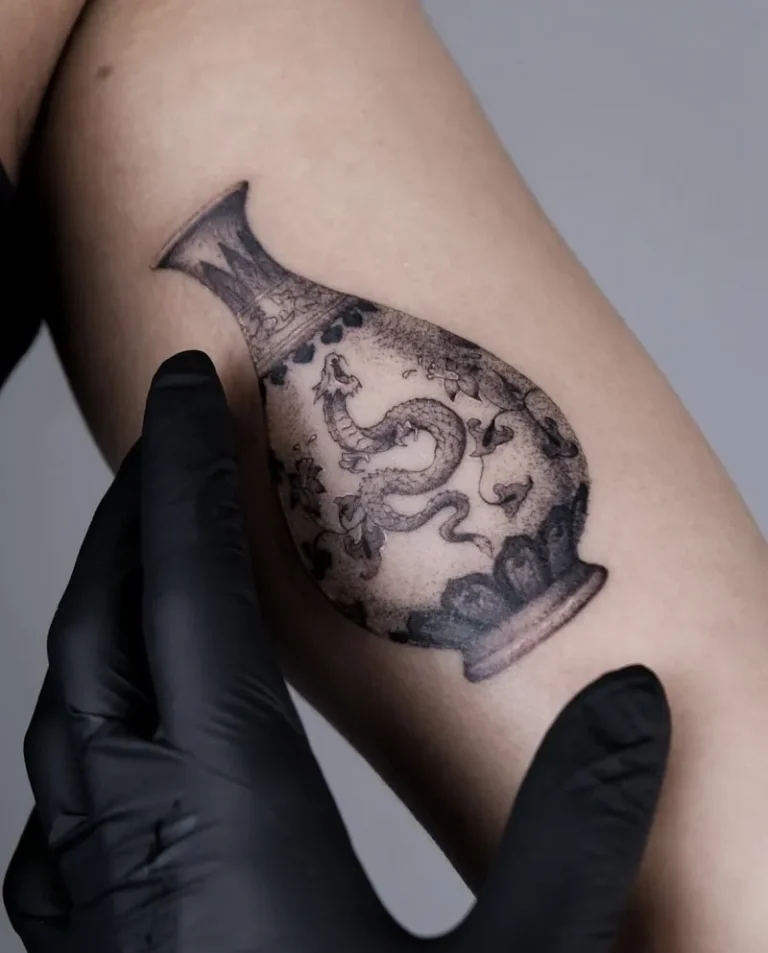 Maison Python   Tatouage Paris 6 768x953