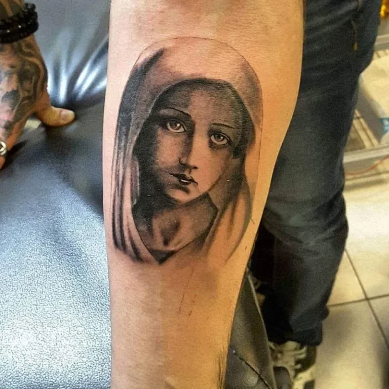 Maman va raler   Art Tatouage 5 768x768