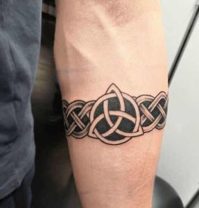 Nœud celtique tatoué_2